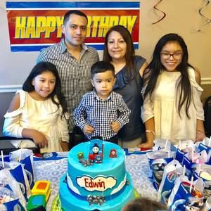 Meet your Posher, Edwin